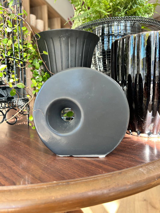 Small Black Circle Planter