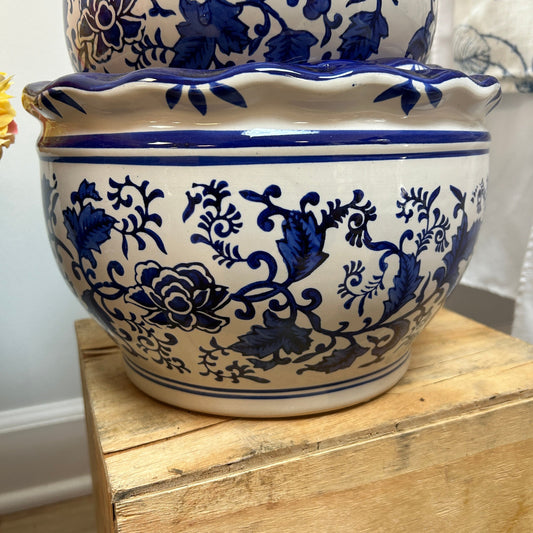 Royal Blue and White Design Vase